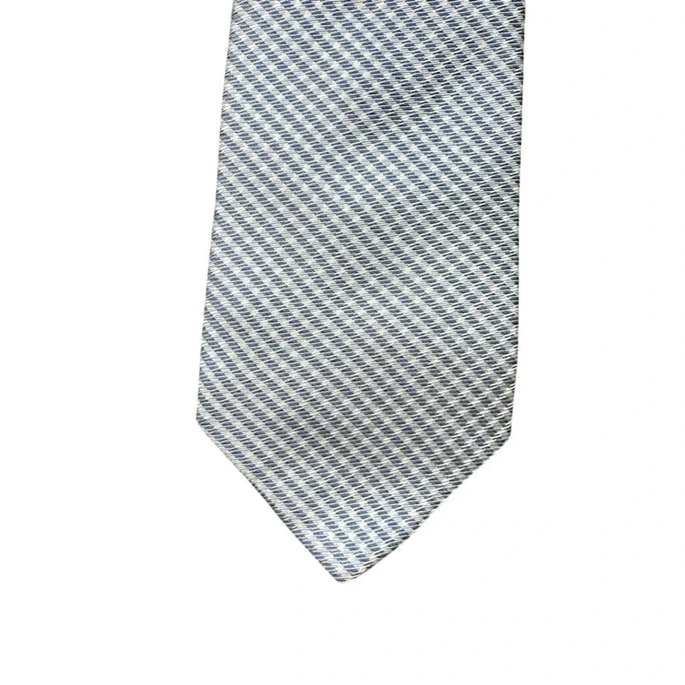 Tommy Hilfiger Mens Blue White Diagonal Stripe 100% Silk Necktie Classic Formal